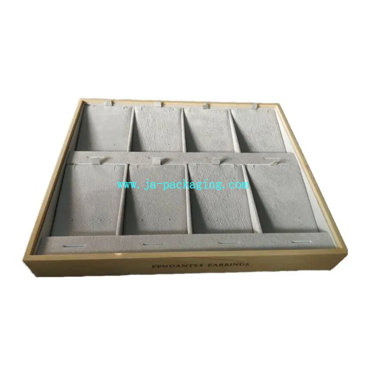 Pendants og eyrnalokkar tré bakki